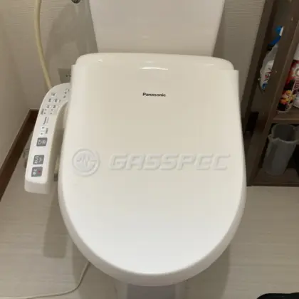 施工前の便座