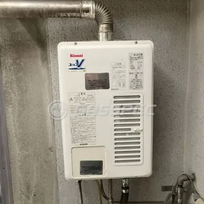 施工前の給湯器（RUX-V1610SWFA-E）
