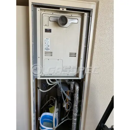 施工前の暖房熱源機（RUFH-V2403SAT2-6）