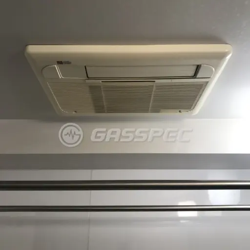 交換前の浴室乾燥機（ノーリツ BDV-3300UKNSC-J3）