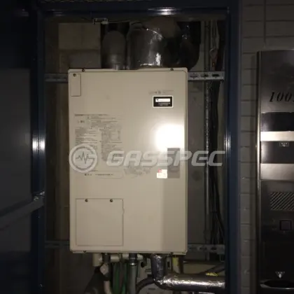 施工前の暖房熱源機（AT-4299AFSSW3Q）