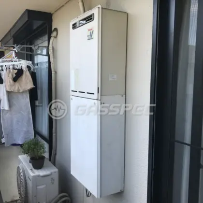 施工前の給湯器（RUF-A2000SAW）