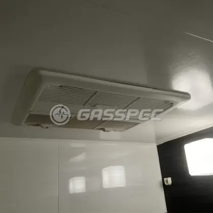 施工前の浴室乾燥機（FD2810J3M）