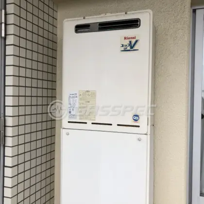 施工前の給湯器（RUF-V2401SAW）
