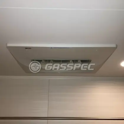 施工前の浴室乾燥機（FD2816J3M）