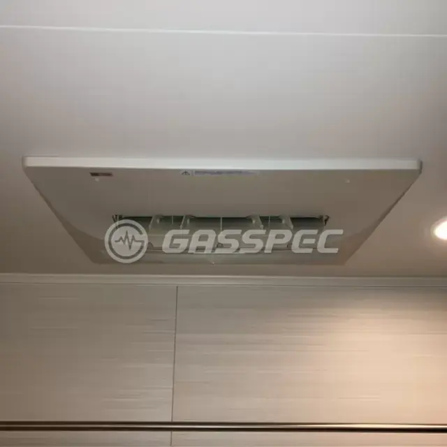 交換前の浴室乾燥機（ハーマン FD2816J3M）