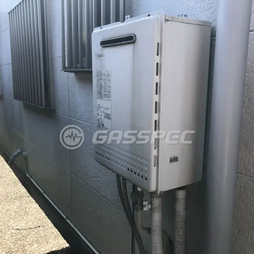 交換前の給湯器（ノーリツ GT-2028SAWX）