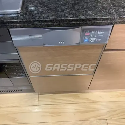 施工前のビルトイン食洗機（FB4510PMS）