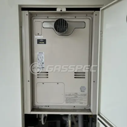 施工前の暖房熱源機（RUFH-V2403AT2-6）