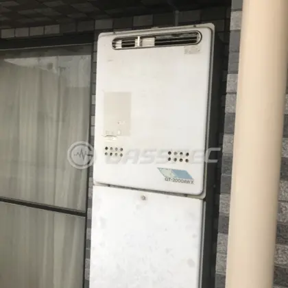 施工前の給湯器（GT-2000AWX）