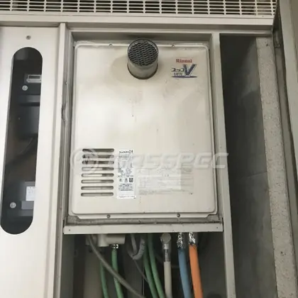 施工前の暖房熱源機（RVD-A2400AT2-3(A)）