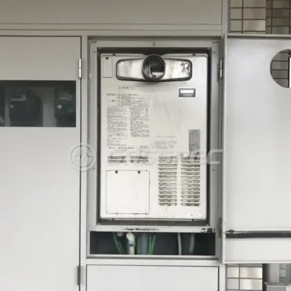 施工前の暖房熱源機（AT-4299ARSAW5Q）
