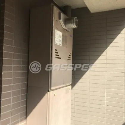 施工前の暖房熱源機（GTH-C2436AWX6H-T）