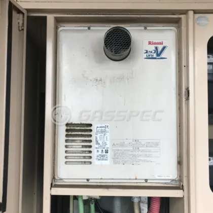 施工前の暖房熱源機（RUFH-VD2400AT2-3）