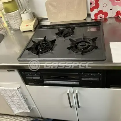 施工前のビルトインガスコンロ（RBG-31A8S）