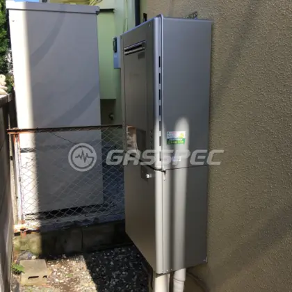 施工後の給湯器（ノーリツ GT-C2462SAWX BL）
