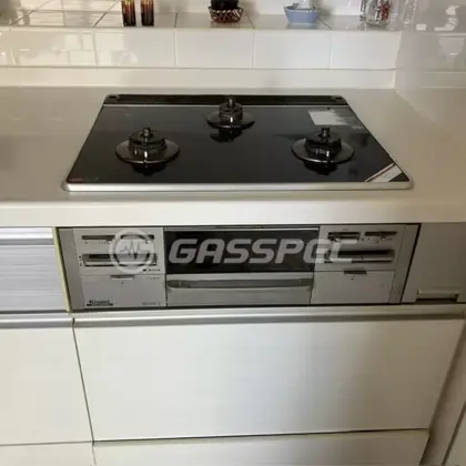 施工前のビルトインガスコンロ（RB31AW8A2R）