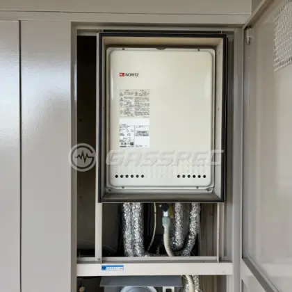 施工前の給湯器（GT-2428SAWX-H）