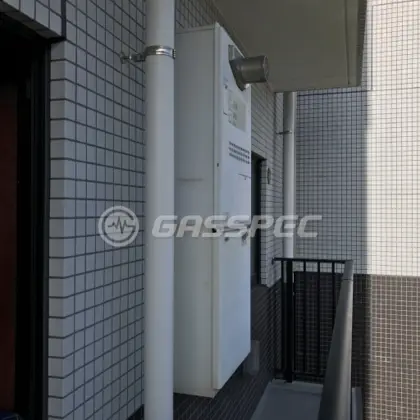 施工前の暖房熱源機（GTH-2434AWX3H-T）