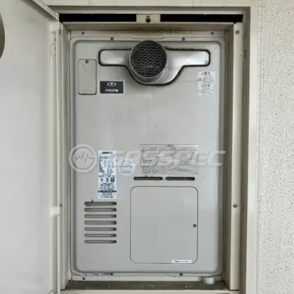 施工前の暖房熱源機（RUFH-V2400SAT2-6）