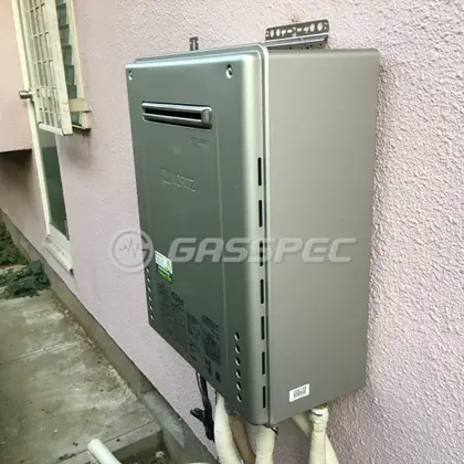 施工後の給湯器（ノーリツ GT-C2462SAWX BL）