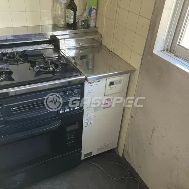 交換前の給湯器（ノーリツ GBF-1610D）