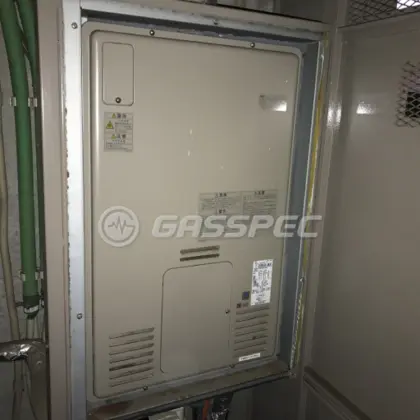 施工前の暖房熱源機（RUFH-2405AU2-3）