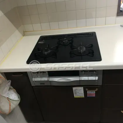 施工前のビルトインガスコンロ（C3WK6RJTSSVR）