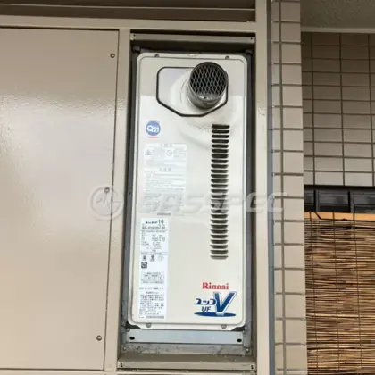 施工前の給湯器（RUF-VS1615SAT-80）