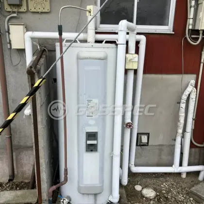 施工前の給湯器（SRG-3758）