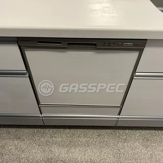 交換前のビルトイン食洗機（パナソニック NP-45RS5）
