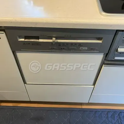 施工前のビルトイン食洗機（NP-P45R2PS）