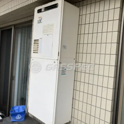 施工前の暖房熱源機（RUFH-VD2400AW2-3）
