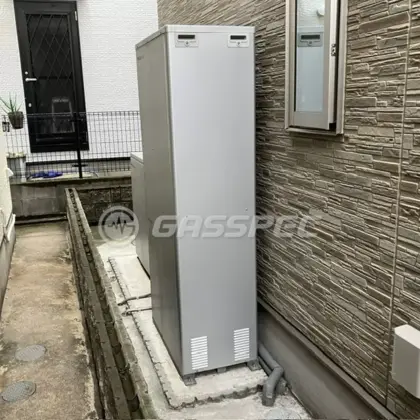 施工前の暖房熱源機（FCG-202-DR）