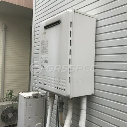 施工前の給湯器（GT-2428(S)AWX）