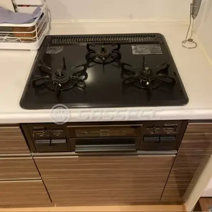 施工前のビルトインガスコンロ（T33A60）