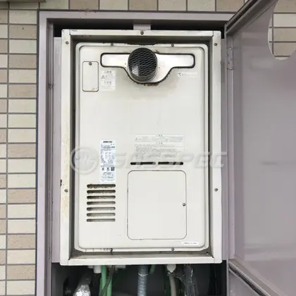 施工前の暖房熱源機（RUFH-V2400AT2-3）