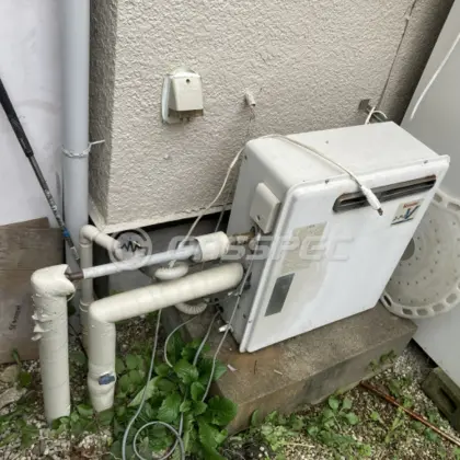 施工前の給湯器（RFS-V2001SA）