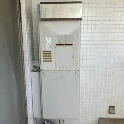 施工前の給湯器（RUFH-V2400AW2-6）