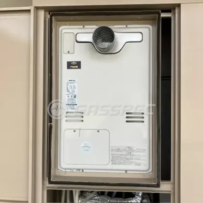 施工前の暖房熱源機（RUFH-V2403SAT2-6）