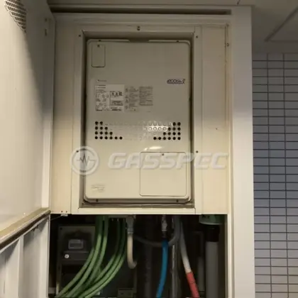 施工前の暖房熱源機（GTH-C2436AWX6H-H）