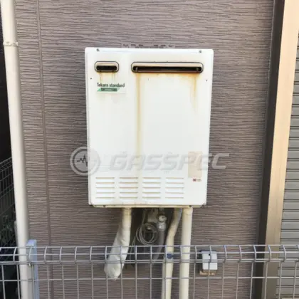 施工前の給湯器（FH-241AWD）