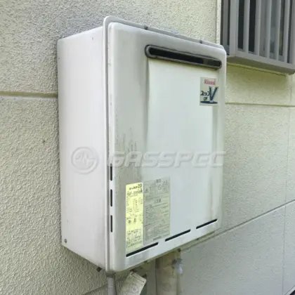 施工前の給湯器（RUF-A2000SAW）