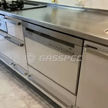 施工前のビルトイン食洗機（NP-P60V1PSAA）