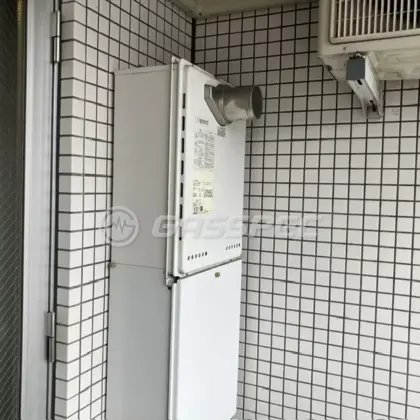 施工前の給湯器（GT-1628AWX-T）