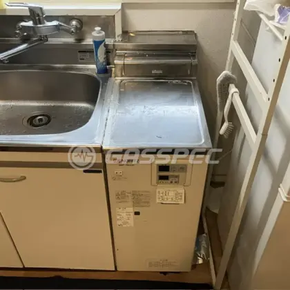 施工前の給湯器（GBF-1610D）