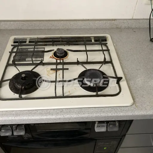 交換前のビルトインガスコンロ（ハーマン DG3268NR　DR404E(GMO-S3600)）