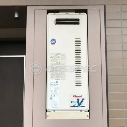 施工前の給湯器（RUF-VS1615SAW）