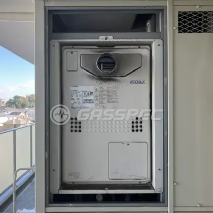 施工前の暖房熱源機（GTH-C2439SAWX3H-T）