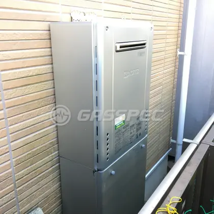 施工後の給湯器（リンナイ GT-C2462AWX BL）